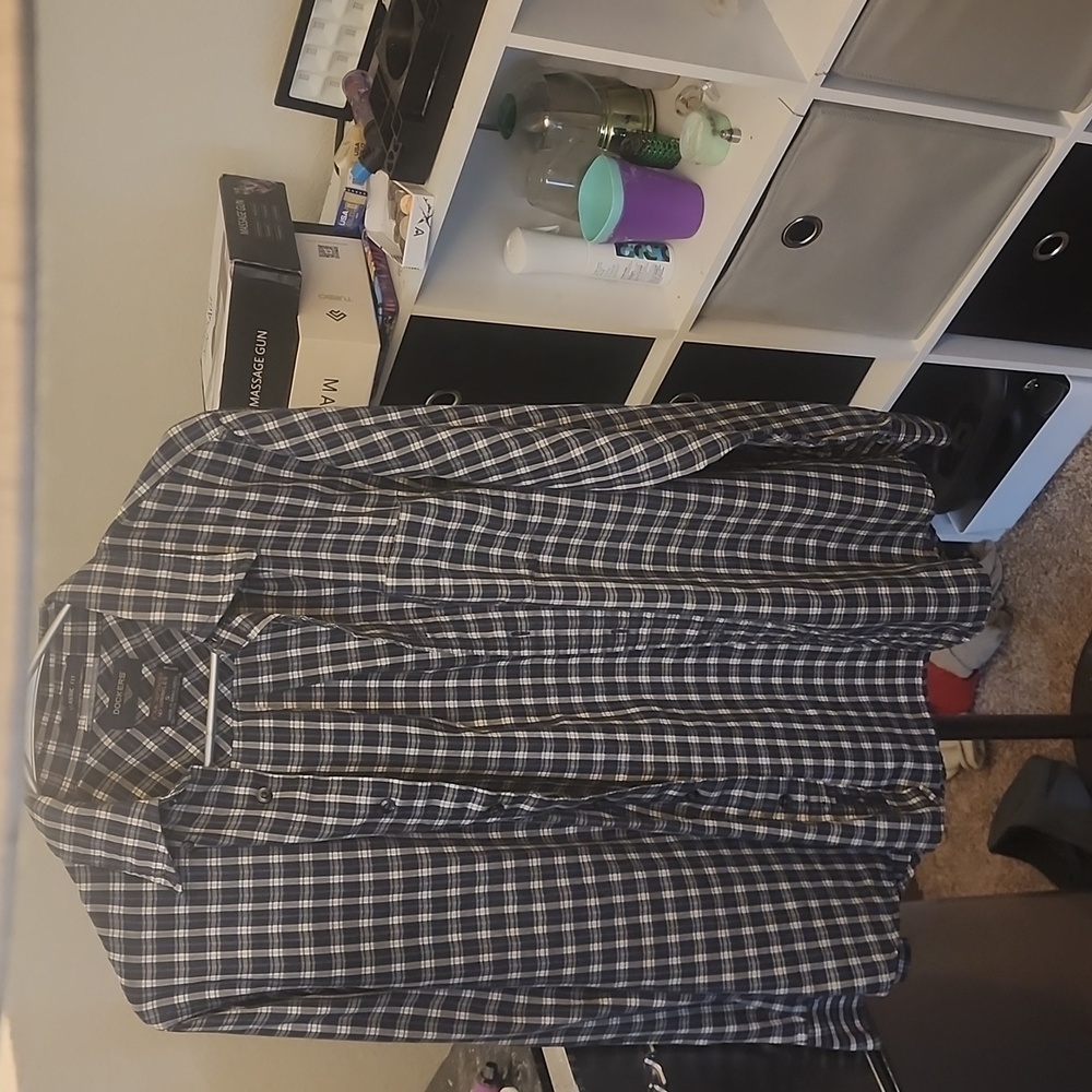 Long sleeve black and tan flannel